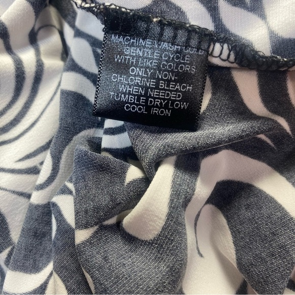 INC International Concepts Halter Dress Black White Swirl Print Size M - Picture 5 of 8